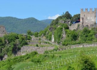 IL CASTELLO DI SEGONZANO OSPITA LA PRIMA TAPPA DI CASTELLI DIVINI